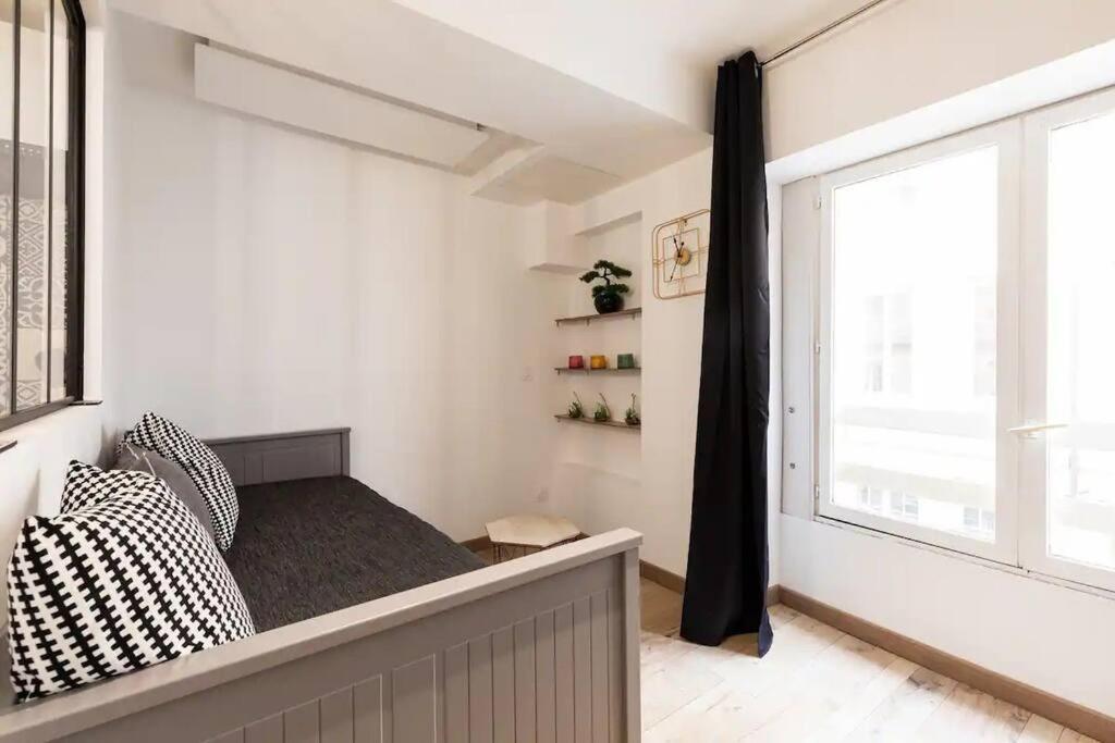 Le Flesselles - Hyper Centre - Calme Et Cosy Apartment Lyon Luaran gambar